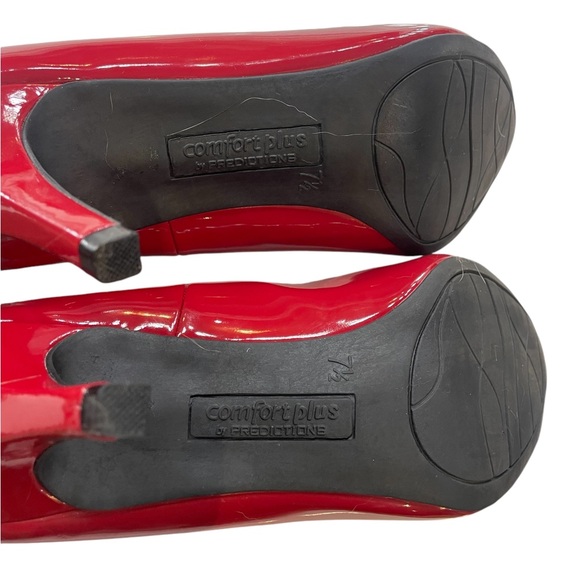 Red patent 3 inch high heel, Mary Jane, rounded heel shoe,7 1/2 - Picture 8 of 9